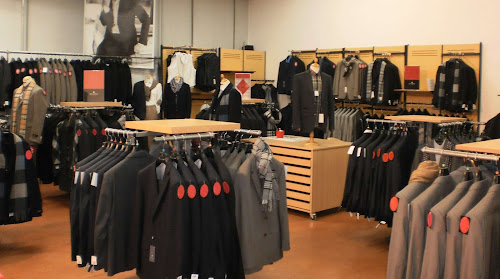 Magasin de vêtements pour hommes BAYARD Saint-Priest