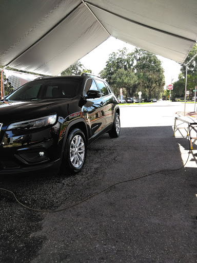 Israel Cruzado Auto Detailing en Riverview