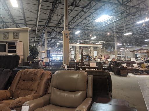 Furniture Store «Ashley HomeStore», reviews and photos, 7375 Jefferson Blvd, Louisville, KY 40219, USA