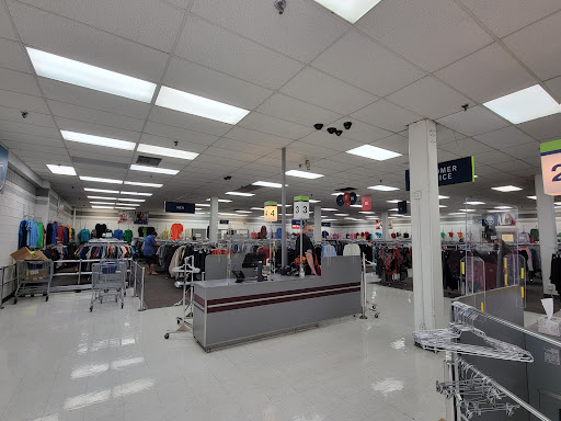 Thrift Store «Deseret Industries», reviews and photos, 1020 W Broadway Rd, Mesa, AZ 85210, USA