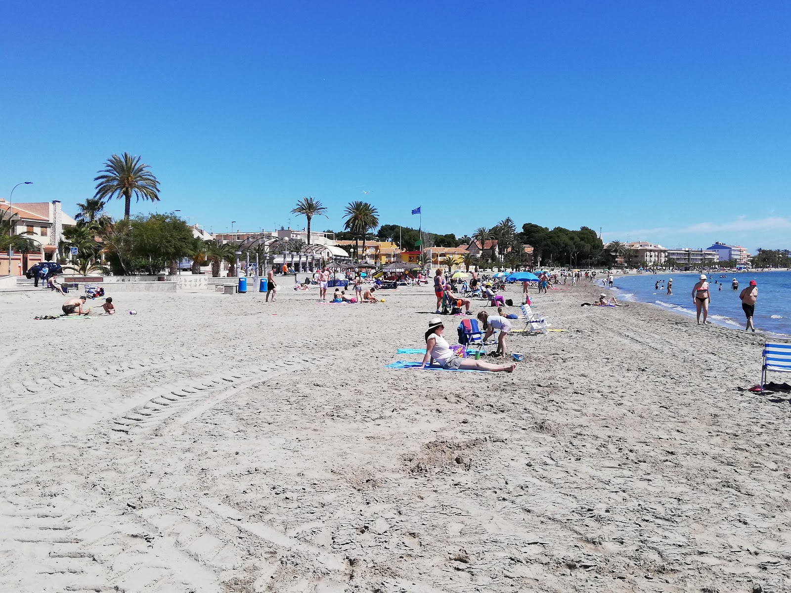 Foto av Playa el Castillico och bosättningen