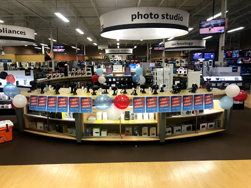 Electronics Store «Electronic Express», reviews and photos, 2020 N Jackson St, Tullahoma, TN 37388, USA