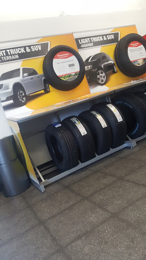 Tire Shop «Tires Plus», reviews and photos, 765 Holcomb Bridge Rd, Roswell, GA 30076, USA