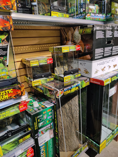 Pet Store «Critter Cabana - Wilsonville», reviews and photos, 8406 SW Main St #200, Wilsonville, OR 97070, USA