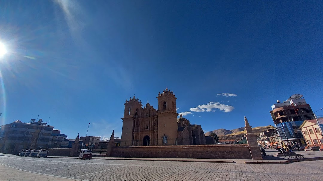 Plaza de Armas de Ayaviri
