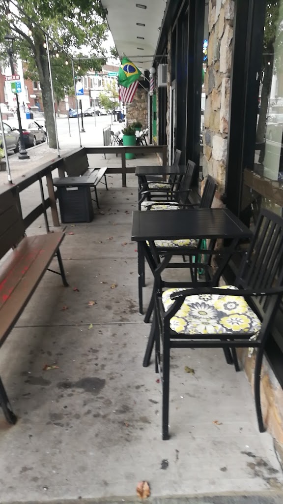 Neaz bar & restaurant 06854