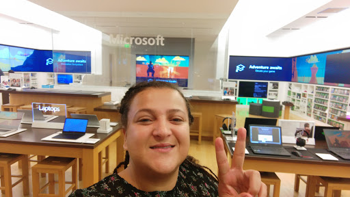 Computer Store «Microsoft Store - Dadeland Mall», reviews and photos, 7535 Dadeland Mall Cir W #2416, Miami, FL 33156, USA