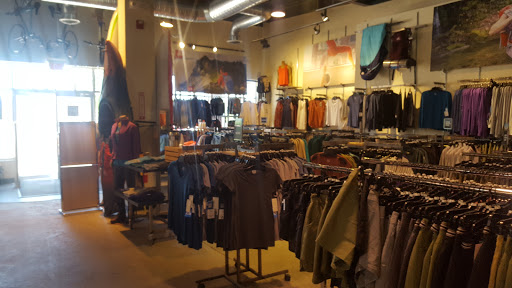Outdoor Sports Store «Eastern Mountain Sports», reviews and photos, 87 Marginal Way, Portland, ME 04101, USA