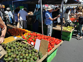 Takapuna Beach Sunday Market