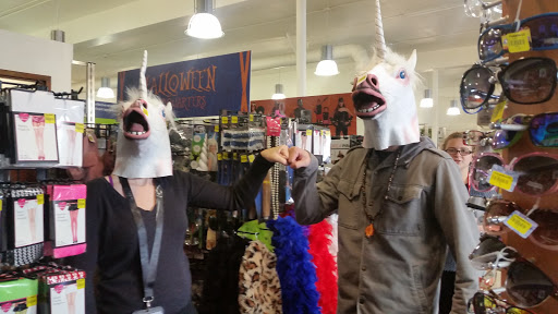 Thrift Store «Goodwill South Lake Union», reviews and photos, 411 Westlake Ave N, Seattle, WA 98109, USA