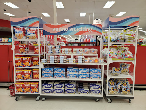 Department Store «Target», reviews and photos, 621 W Edgar Rd, Linden, NJ 07036, USA