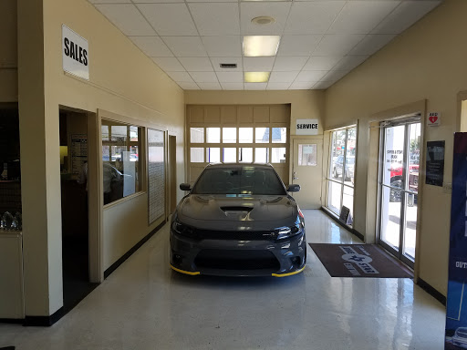 Used Car Dealer «Bluebonnet Chrysler Dodge», reviews and photos, 547 S Seguin Ave, New Braunfels, TX 78130, USA