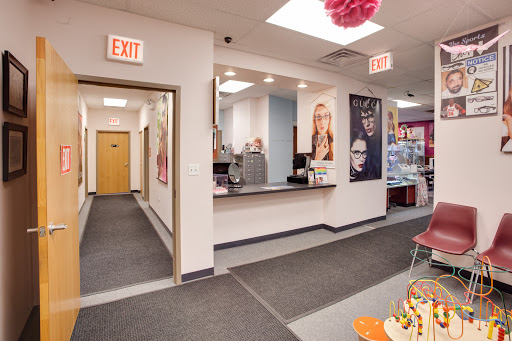 Optician «Buena Vista Optical», reviews and photos, 6455 S Kedzie Ave, Chicago, IL 60629, USA