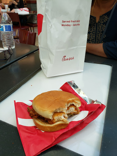 Fast Food Restaurant «Chick-fil-A», reviews and photos, 451 E Altamonte Dr, Altamonte Springs, FL 32701, USA