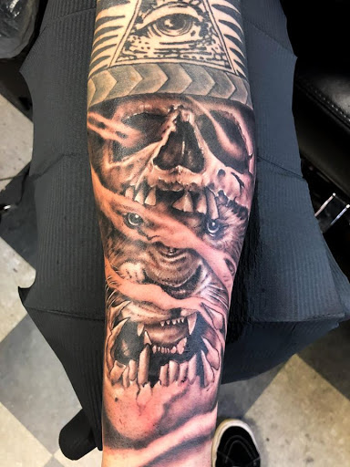 Tattoo Shop «Lucky DeVille Tattoo Co.», reviews and photos, 2333 Niagara Falls Blvd, Amherst, NY 14228, USA