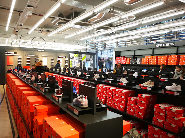 Reviews of Nike Central in London - Sporting goods store