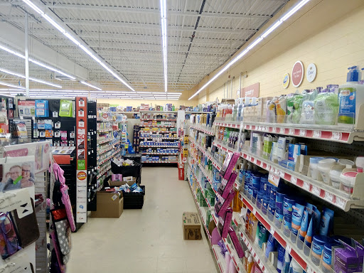 Dollar Store «Family Dollar», reviews and photos, 38 E Hollis St, Nashua, NH 03060, USA