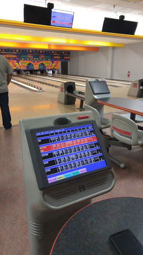 Bowling Alley «Buffaloe Lanes Cary Family Bowling Center», reviews and photos, 151 High House Rd, Cary, NC 27511, USA