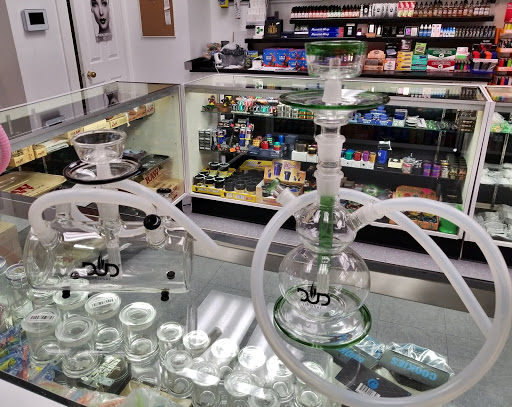 Tobacco Shop «Twenty One Plus Smoke Shop», reviews and photos, 144 Bowdoin St, Dorchester, MA 02122, USA