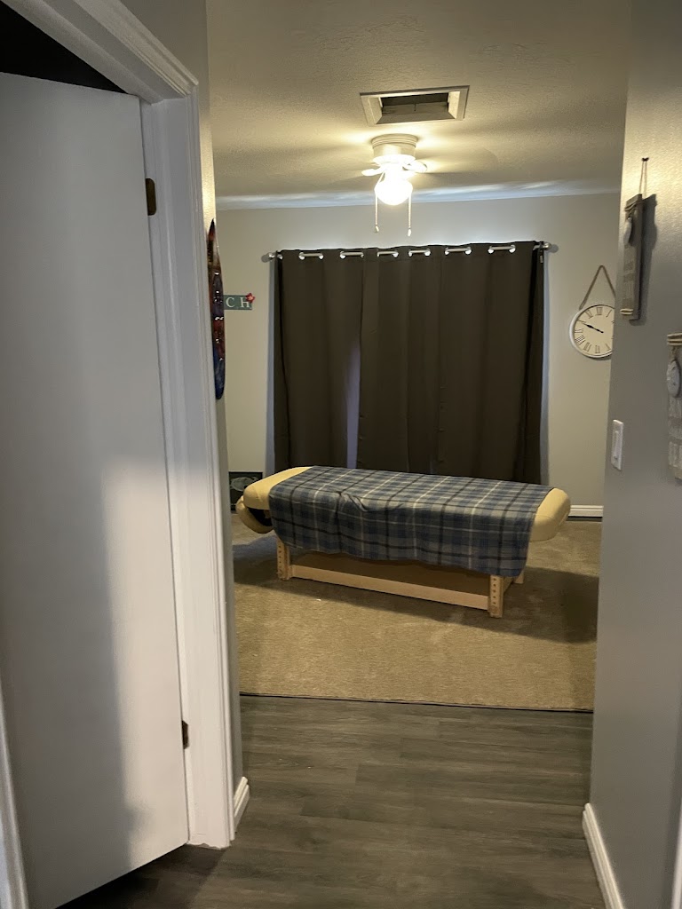 Hibiscus Haven Massage 84405