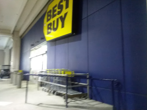 Shopping Mall «Metropolitan», reviews and photos, 1111 Metropolitan Ave, Charlotte, NC 28204, USA