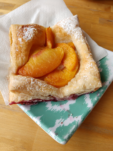 Coffee Shop «Vacavi Cafe», reviews and photos, 100 Water St, Conneaut Lake, PA 16316, USA