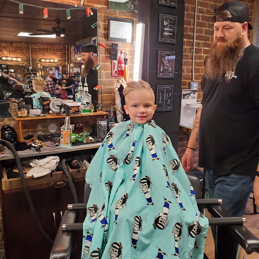 Barber Shop «Woodsviking Barbershop», reviews and photos, 15 S Public Square, Murfreesboro, TN 37130, USA