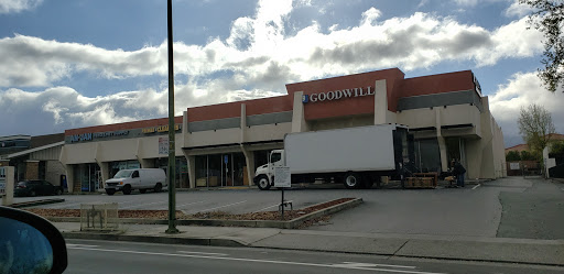 Thrift Store «Goodwill of Silicon Valley», reviews and photos, 1125 S De Anza Blvd, San Jose, CA 95129, USA