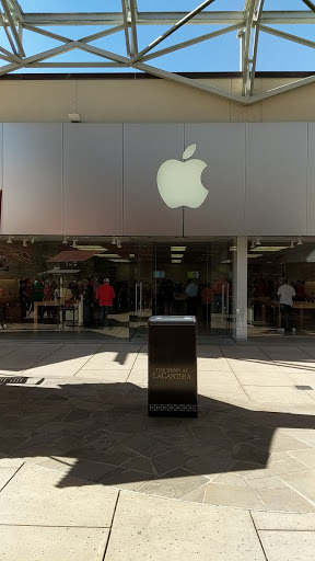 Computer Store «Apple La Cantera», reviews and photos, 15900 La Cantera Pkwy, San Antonio, TX 78256, USA