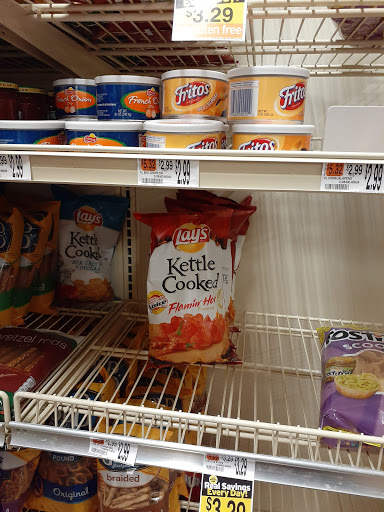 Grocery Store «Hannaford Supermarket», reviews and photos, 299 Elm St, Biddeford, ME 04005, USA