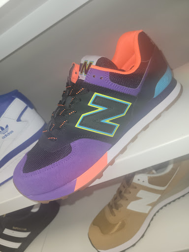 Shopping Mall «Shops at Church Square», reviews and photos, 7981 Euclid Ave, Cleveland, OH 44103, USA