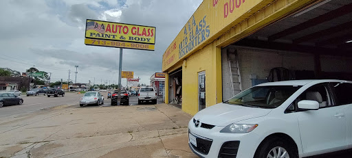Auto Glass Shop «A&A Auto Glass Discounters & Body Shop», reviews and photos, 2011 Gessner Rd, Houston, TX 77080, USA