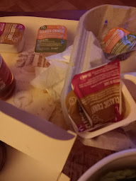 Photo n°17 de McDonald's Aurillac La Sablière à Aurillac ()