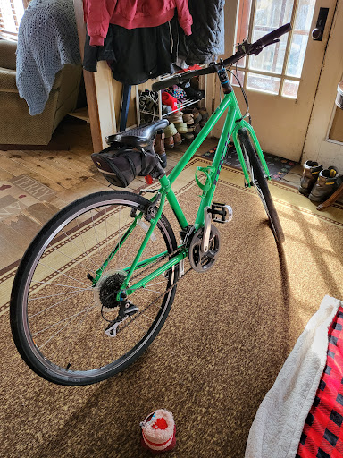 Bicycle Store «American Cycle & Fitness - The Trek Bicycle Stores of Michigan», reviews and photos, 18517 Hall Rd, Macomb, MI 48044, USA