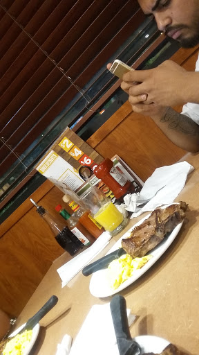 Dennys image