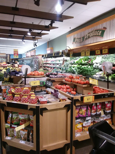 Grocery Store «Food Lion», reviews and photos, 10 Sams Point Rd, Beaufort, SC 29902, USA