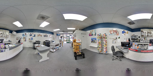 Shipping Company «AIM Mail Center», reviews and photos, 15559 Union Ave, Los Gatos, CA 95032, USA