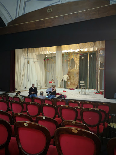 Improvisation theaters in Naples