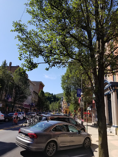 Supermarket «Jim Thorpe Market», reviews and photos, 1 River St, Jim Thorpe, PA 18229, USA