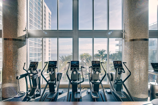 Spa Resort «Carillon Miami Wellness Resort», reviews and photos, 6801 Collins Ave, Miami Beach, FL 33141, USA