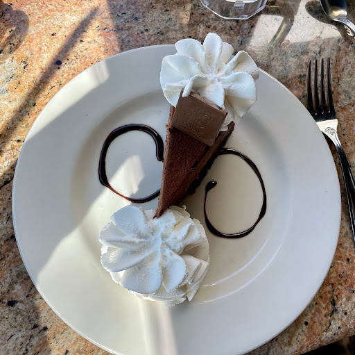 American Restaurant «The Cheesecake Factory», reviews and photos, 12379 N Main St, Rancho Cucamonga, CA 91739, USA