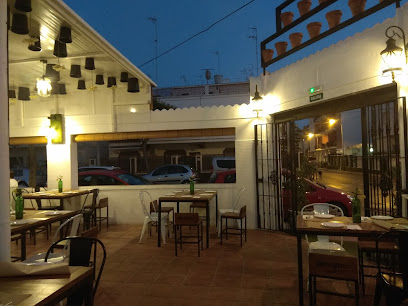 Bar Restaurante La Maceta - Av. de los Principes de España, 74, 11520 Rota, Cádiz, Spain