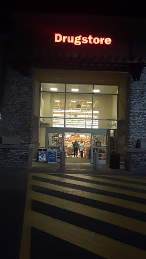 Grocery Store «Giant Food Stores», reviews and photos, 116 West Township Line Road, Havertown, PA 19083, USA