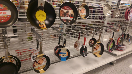 Clothing Store «Ross Dress for Less», reviews and photos, 177 Levittown Pkwy, Levittown, PA 19055, USA