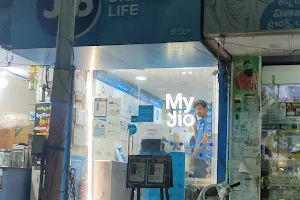 My Jio Store image