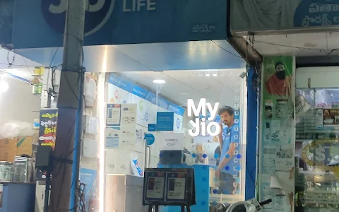 My Jio Store image