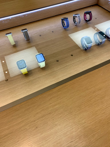 Computer Store «Apple Fashion Place», reviews and photos, 6191 State St, Murray, UT 84107, USA