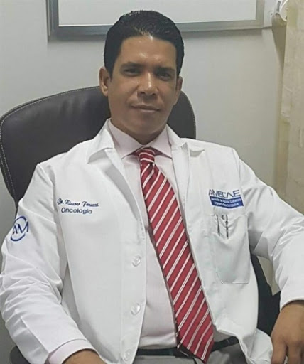 Dr. Niusver Fonseca Jimenez, Oncólogo
