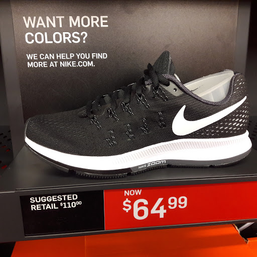 Sporting Goods Store «Nike Factory Store», reviews and photos, 1 Outlet Blvd #600, Wrentham, MA 02093, USA