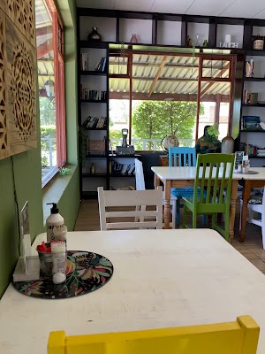 Cafe Crust - photo 1